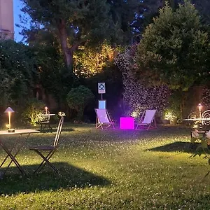 Riari Garden 5*, Roma İtalya